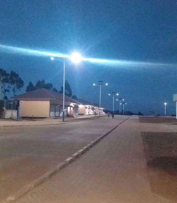 六盘水市非洲科特迪瓦太阳能路灯工程
